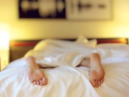 Duerme mejor y controla tu glucemia